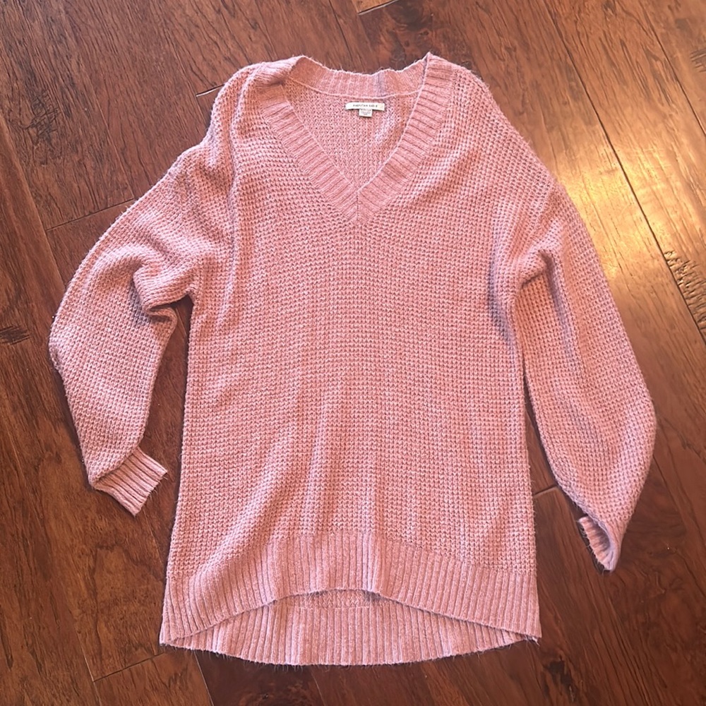 American Eagle sweater